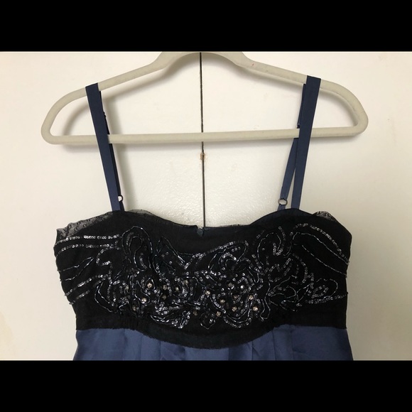 BCBGMaxAzria 100% Silk Dress 10🌟Straps Beaded PArty formal gorgeously - Picture 9 of 14